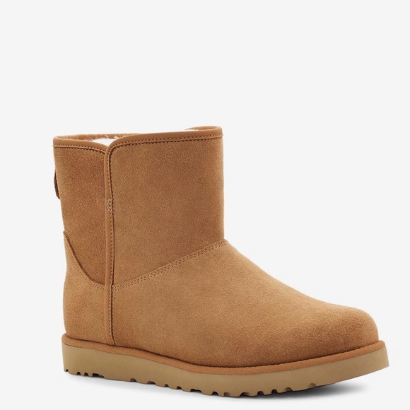 UGG Shoes - UGG Cory II Bootie NWOT Size 7